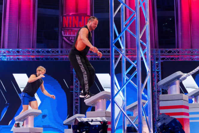 Gwiazdy i mistrzowie na jednym torze. Bartek Wrona i Tomasz Ciachorowski w „Ninja vs Ninja”