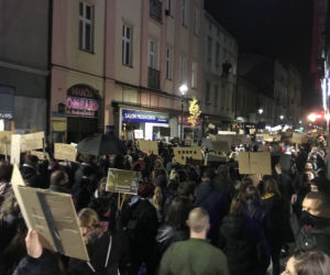Strajk kobiet w Sosnowcu. Tłumy na ulicach! Wsparcie karetek, medyków i taksówkarzy