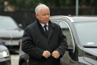 Kaczyński wrócił z wakacji. Znamy jego pierwszą decyzję