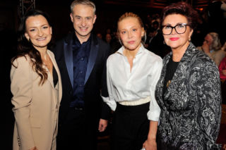 Wicepremier Krzysztof Gawkowski z żoną w teatrze. Spotkali Jolantę Kwaśniewską!