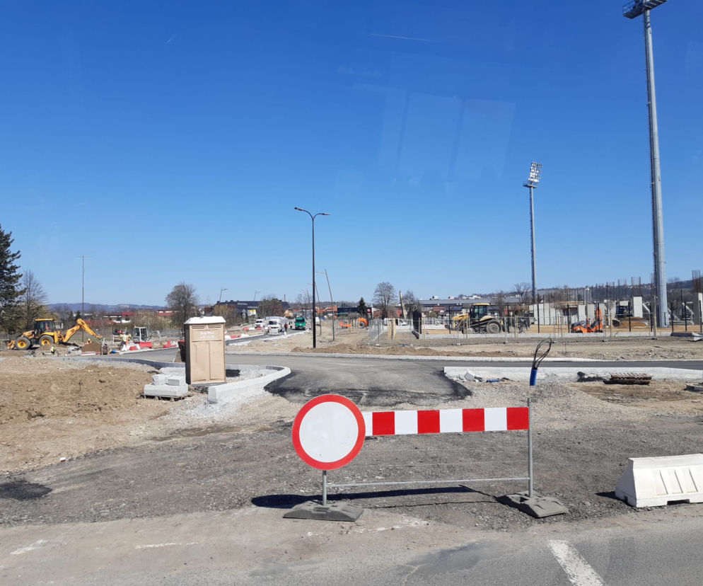 Remontowane rondo przy szpitalu w Nowym Sączu