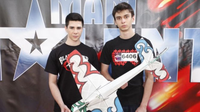 Mam talent 7, Jan i Krzysztof zakład modelarstwa