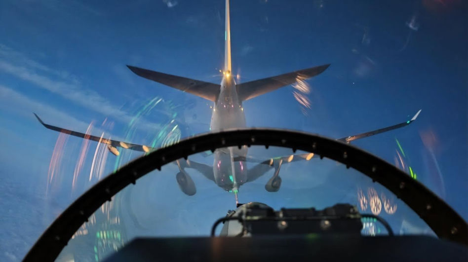 Polski F-16 i francuski Airbus A330 MRTT. Jak wyglądało tankowanie w powietrzu po defiladzie?