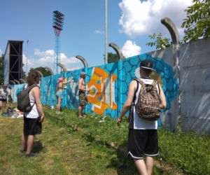 Mural na basenie letnim w Opolu