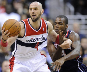Lewandowski i Gortat: Walczą na kasę, samochody i posiadłości