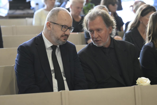 Politycy i dziennikarze na pogrzebie Andrzeja Morozowskiego