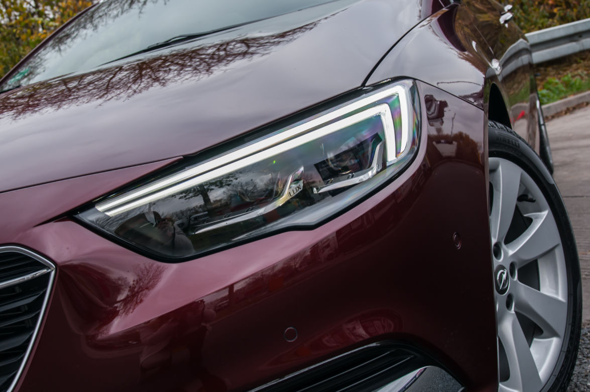 Opel Insignia Sports Tourer 1.6 Turbo 200 KM A6
