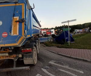 Wypadek na DK 74 w Świętokrzyskiem