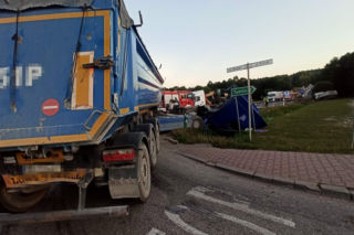 Wypadek na DK 74 w Świętokrzyskiem