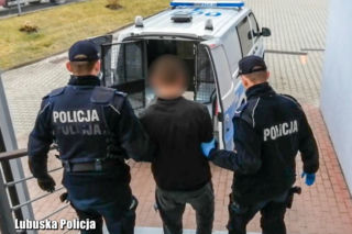 Próbował przejechać policjanta, bo chciał odbić zarekwirowane przedmioty