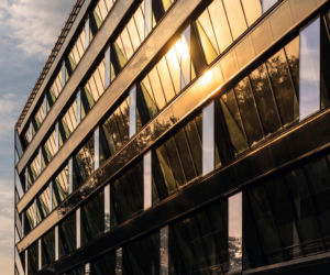 Szkło – bohater tła