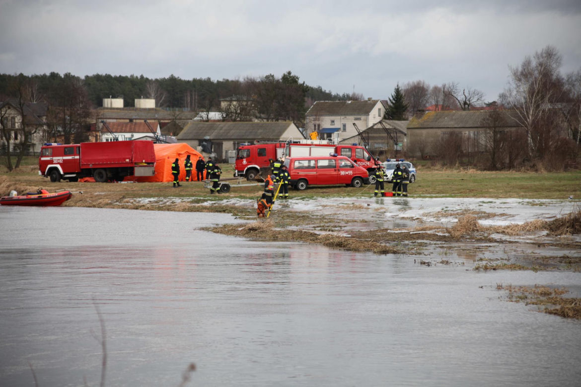 Bracia zginęli pod lodem. Tragedia w Mokobrodach
