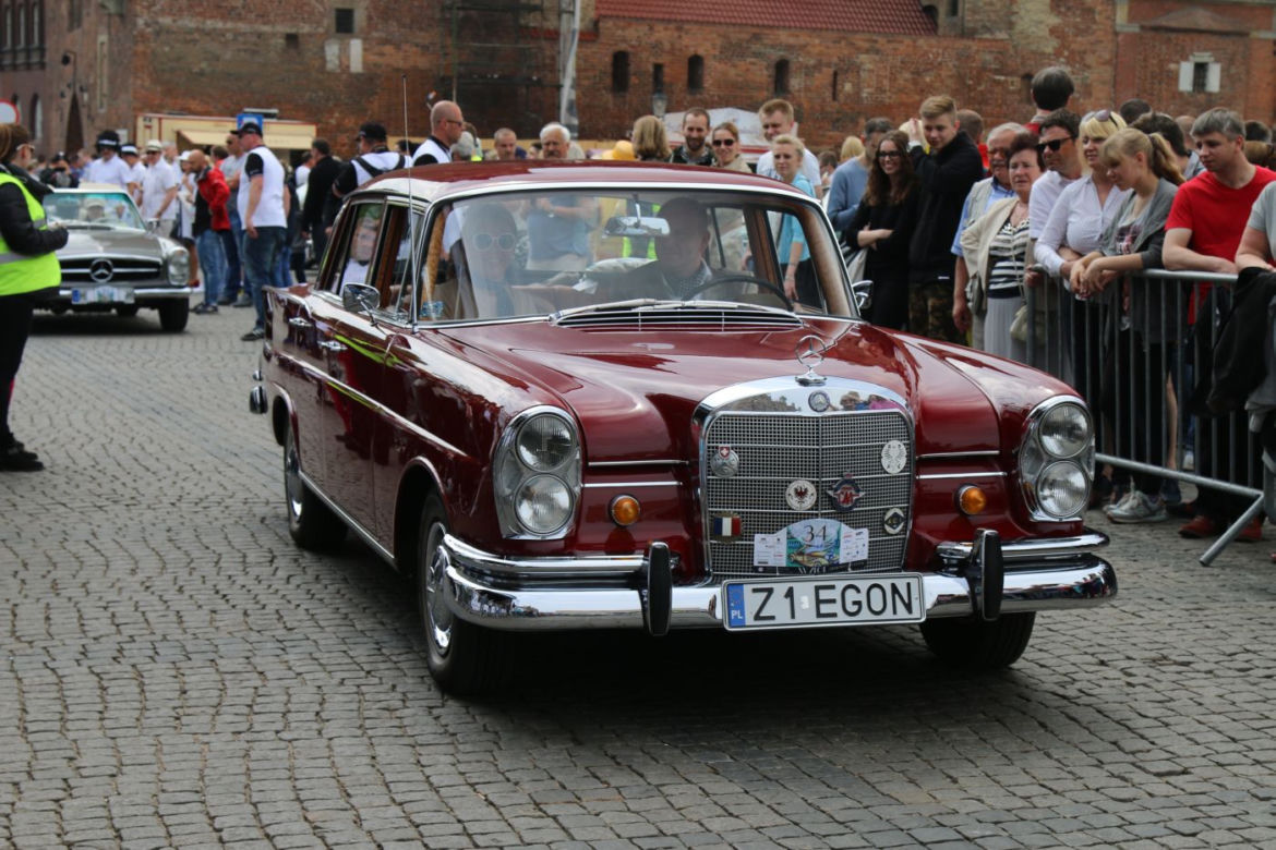XV Zlot Zabytkowych Mercedesów StarDrive Poland 2016