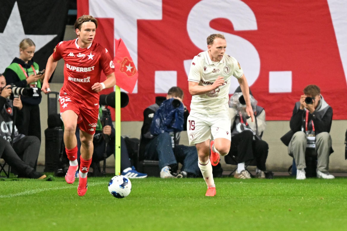 Wisła Kraków - Jagiellonia Białystok; Zdjęcia kibiców i zawodników z meczu 8. kolejki PKO BP Ekstraklasy