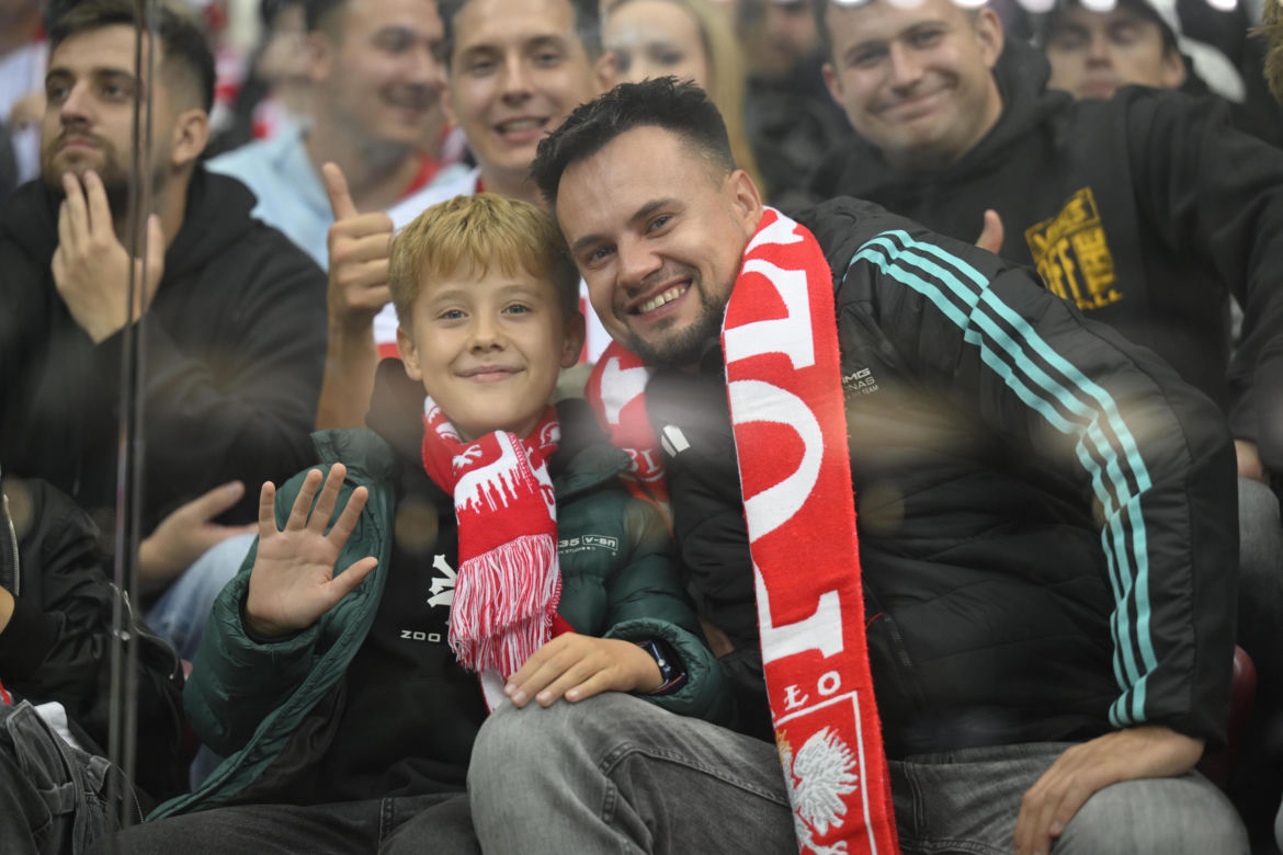 Tłumy kibiców na PGE Narodowym w Warszawie. Polska-Bośnia [ZDJĘCIA]