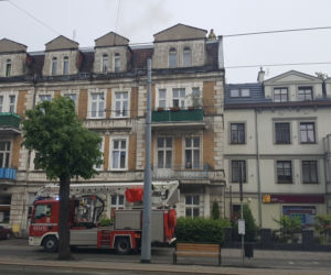 Duże zadymienie na ulicy Legionów w Grudziądzu. Prawdopodobnie przez pożar w kominie