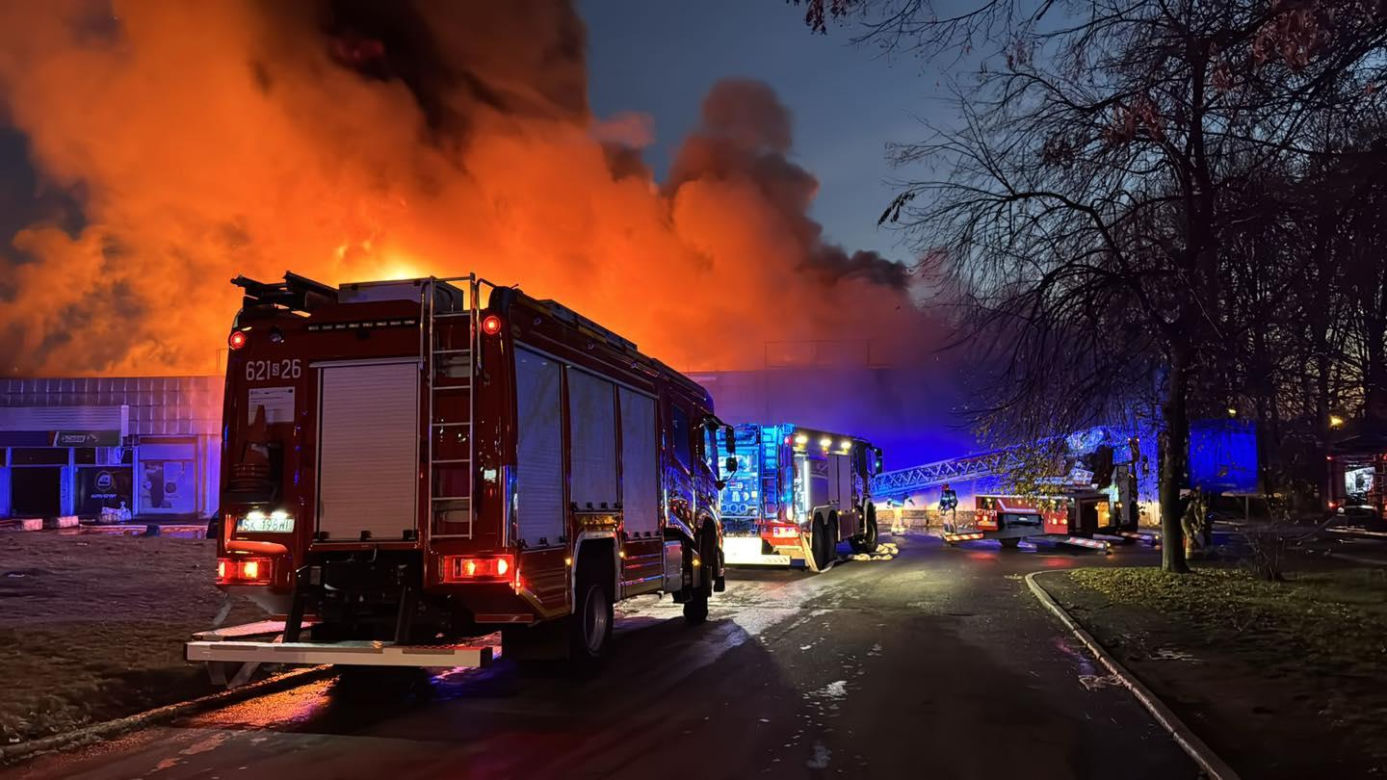 Pożar sklepu z chińską odzieżą w Rudzie Śląskiej