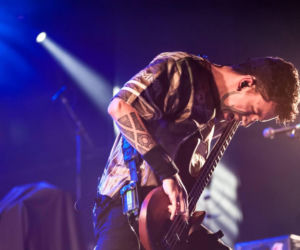 Skrupulatnie wyreżyserowany groteskowy spektakl okraszony nutą surrealizmu – Avatar zawładną Warszawą [RELACJA]