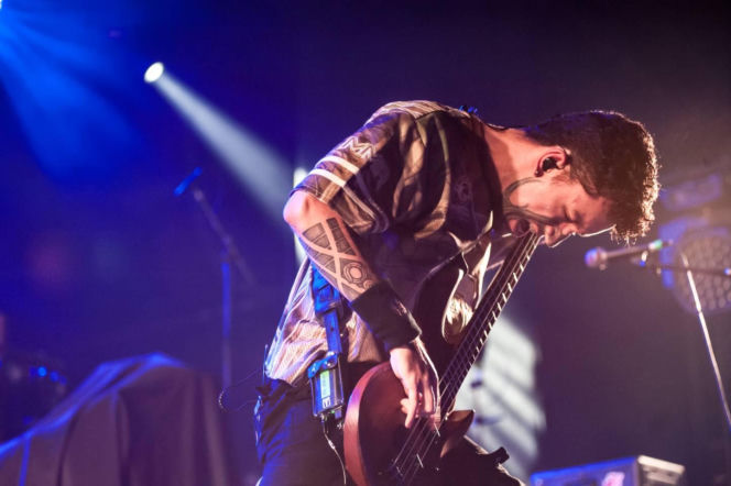 Skrupulatnie wyreżyserowany groteskowy spektakl okraszony nutą surrealizmu – Avatar zawładną Warszawą [RELACJA]