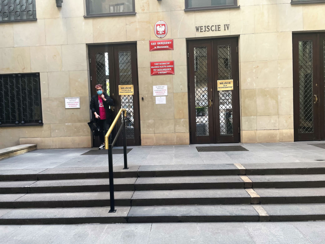 NEF: Pocięty nożem gwiazdor disco polo zawiedziony wyrokiem dla swego oprawcy!