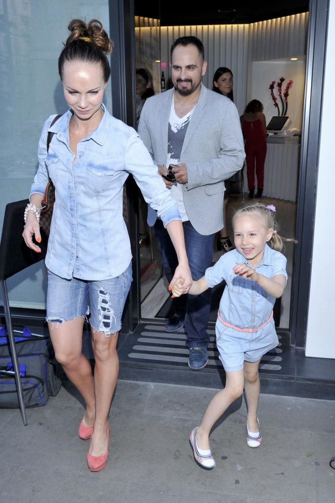 Agustin Egurrola, Nina Tyrka