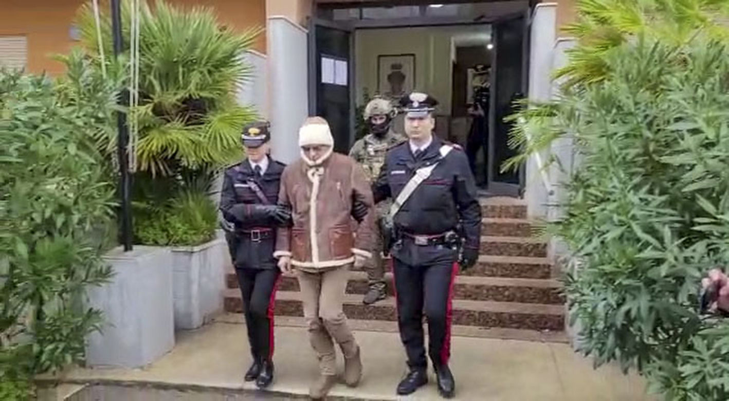 Sekretny pokój za szafą. Tam przez 30 lat chował się boss mafii? "Jak w Narnii"