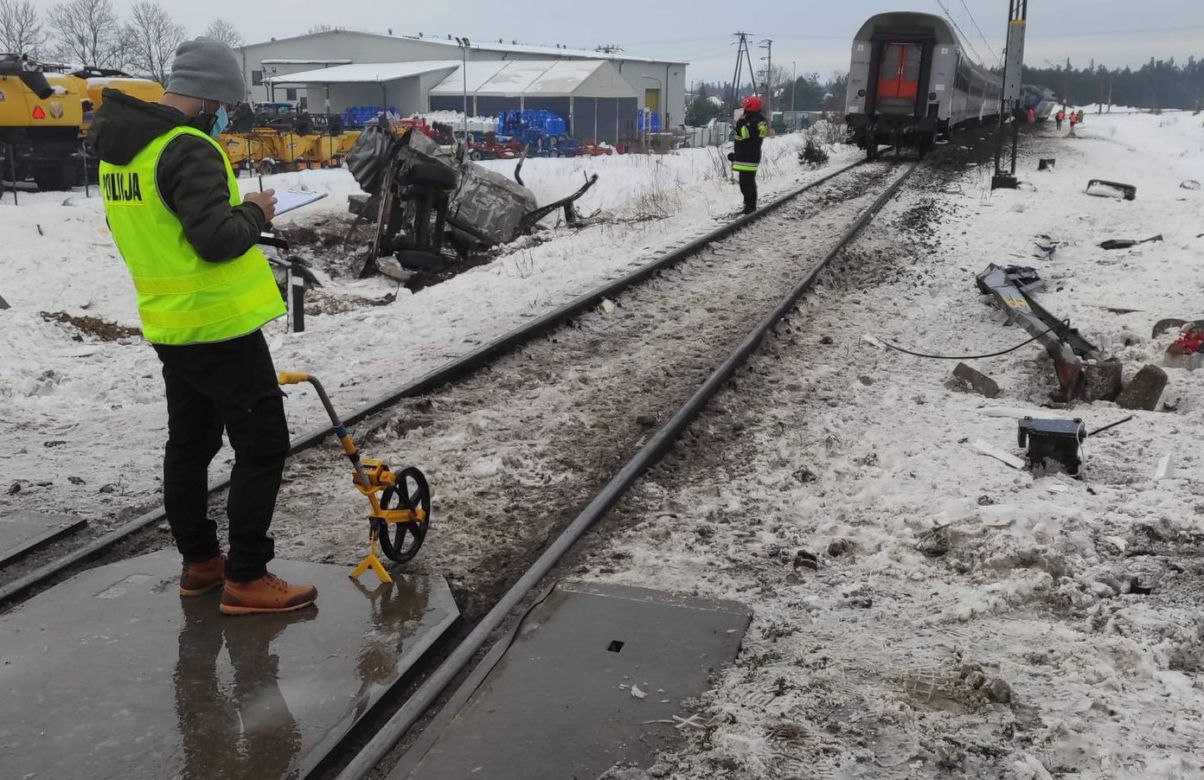 Koszarówka. Wypadek na przejeździe kolejowym 3.02.2021