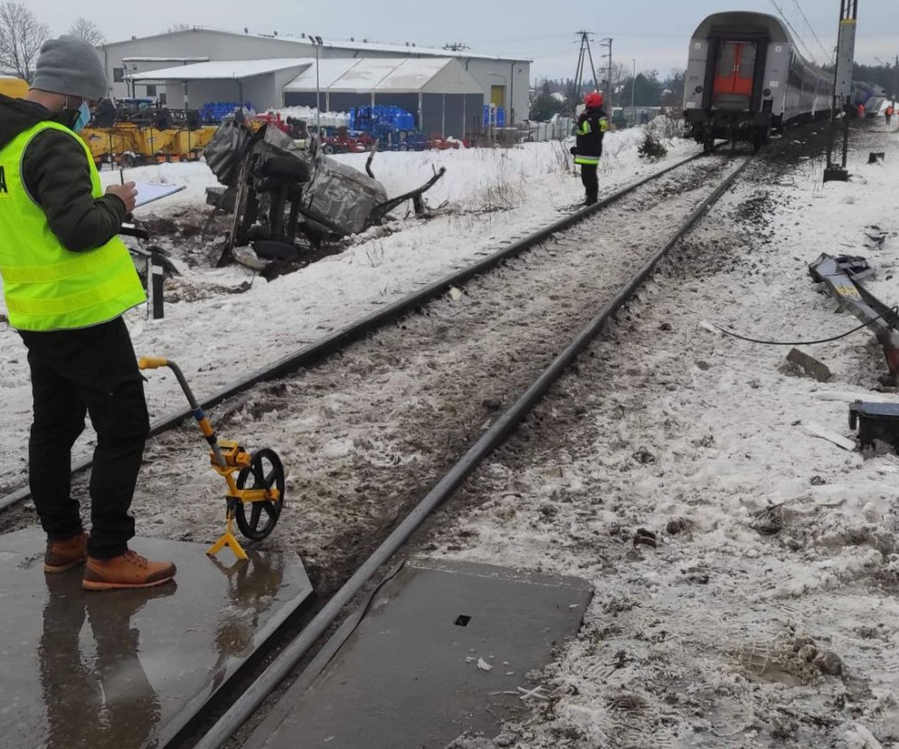 Koszarówka. Wypadek na przejeździe kolejowym 3.02.2021