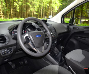 Ford Transit Courier 2014