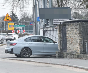 Marcin Mroczek z dziewczyną w cukierni