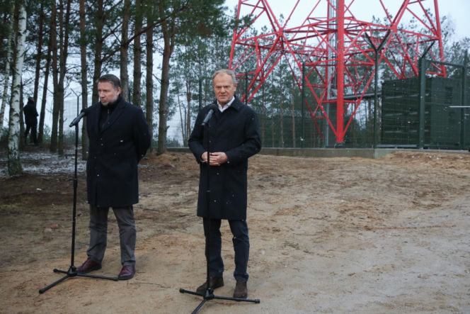 Premier Donald Tusk podziękował służbom na granicy z Białorusią. „Żeby świętować mógł ktoś, ktoś musi czuwać”