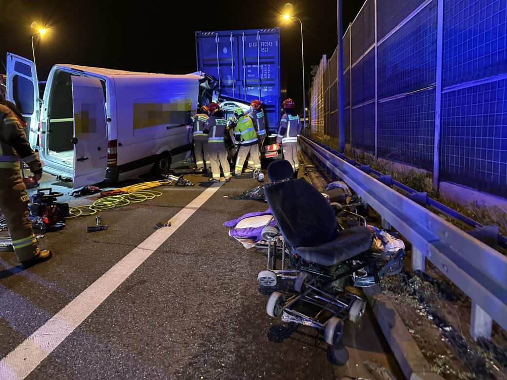 Tragedia na S2 pod Warszawą. Pięć osób nie żyje w wyniku wypadku drogowego w pobliżu Konotopy!