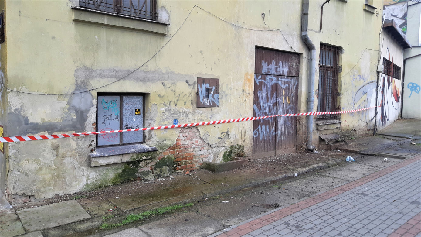 Kamienica jak z horroru! Zobacz zdjęcia! 