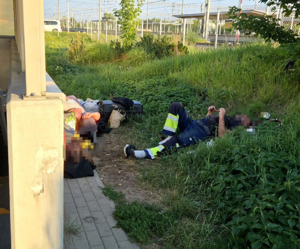  Siedlce: Nie żyje 51-letni bezdomny. Co z koczowiskami, które powstały w rejonie dworca PKP?
