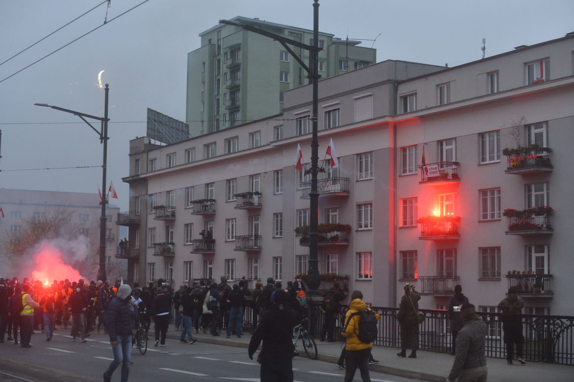 Spalone mieszkanie podczas marszu niepodległościowego