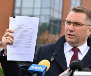 Konferencja prasowa przed Fabryką Broni ŁUCZNIK