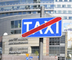 Bunt taksówkarzy w Warszawie. Chcą nawet 18 zł za kilometr