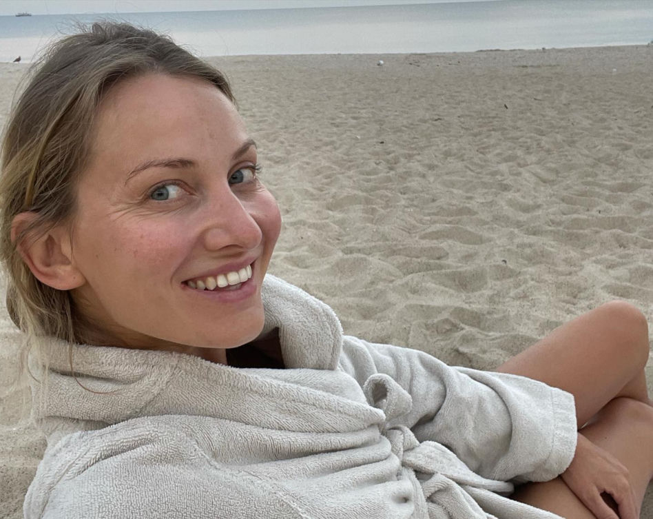Joanna Moro chłodzi swoje ciało