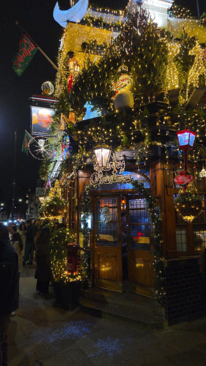 Jest rozmach! - tak polscy turyści oceniają świąteczny jarmark w Londynie. Kramy stoją też przy słynnym London Eye – z widokiem na Big Bena. Zobaczcie nasze zdjęcia!