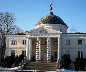 Pałac w Lubostroniu