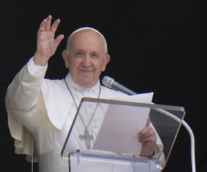 Leczą papieża w pokoju Jana Pawła II! Franciszek przeszedł operację
