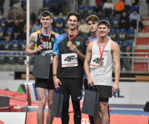 Halowe mistrzostwa Polski w Kujawsko-Pomorskiej Arenie Toruń. Zdjęcia kibiców i zawodników