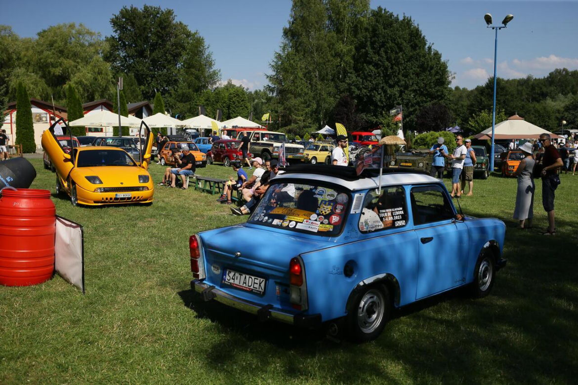 Klasyk Fest 2024. Samochody klasyczne, zabytkowe i motocykle w mysłowickim Parku Słupna
