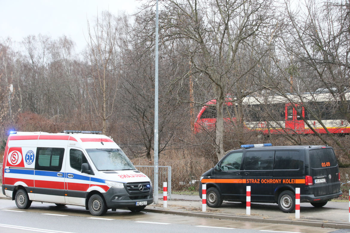 Śmiertelny wypadek na Pradze-Południe. Nie żyje dziewczynka potrącona przez pociąg