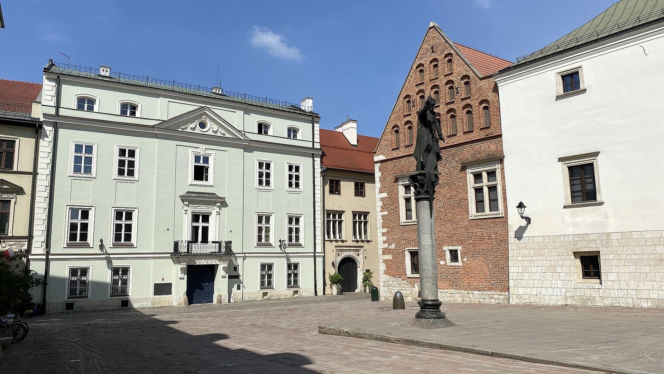 Plac św. Marii Magdaleny i pomnik Piotra Skargi w Krakowie