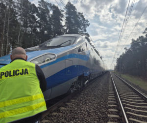 Do dramatycznego zdarzenia doszło na w okolicach Susza. Pociąg Pendolino potrącił nastolatka