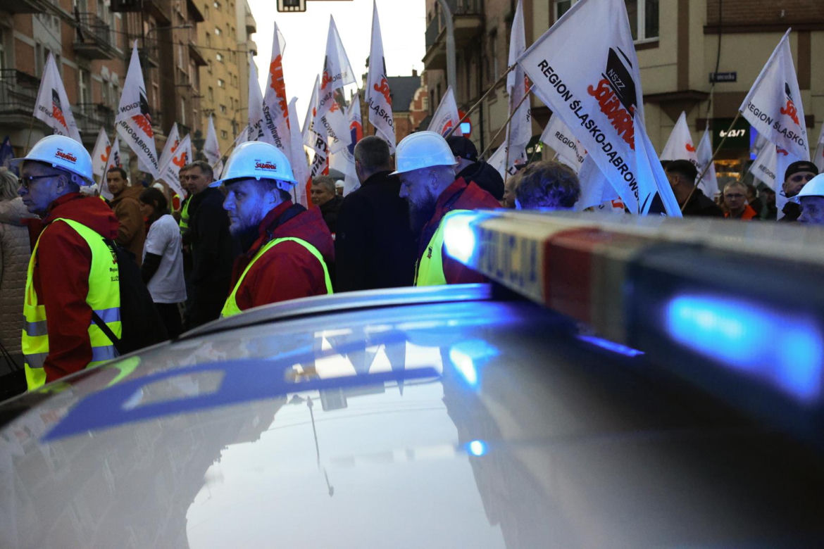 "Walczymy o Śląsk i o przemysł, żeby nie umarł"