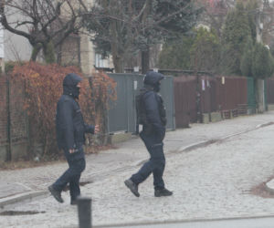 Policja pilnuje domu Jarosława Kaczyńskiego w Sylwestra