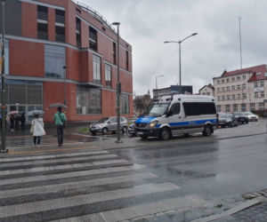 Homofobus w Opolu. Auto zatrzymane z centrum miasta!