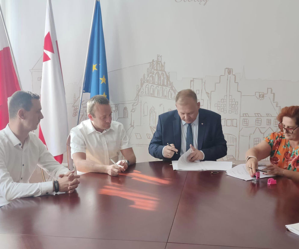 Elbląg: 10 nowych wagonów tramwajowych i przebudowa sześciu odcinków torowisk 